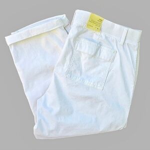 Sonoma Women's White Mid Rise Capri Size‎ 16 New with tags!